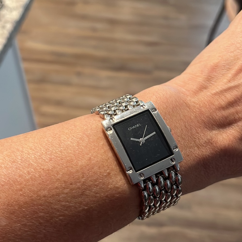 CHANEL Authentic Wrist Watch - Picture 10 of 13